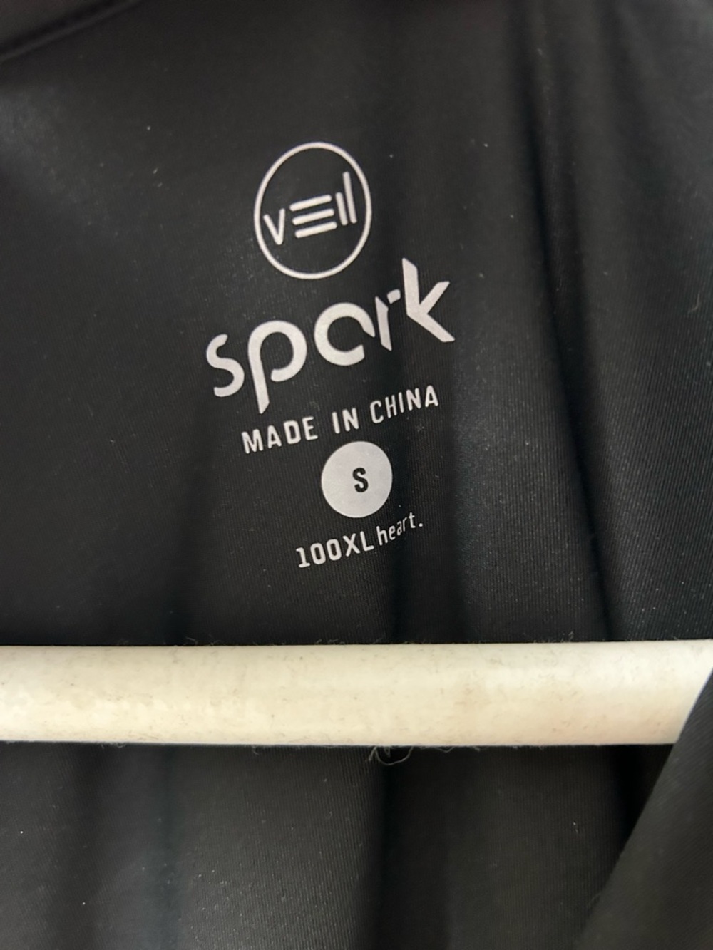 Veil Black Quarter-Zip Modest Performance Pullover - Picture 5 of 6